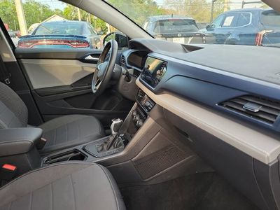 2024 Volkswagen Taos - Photo 33