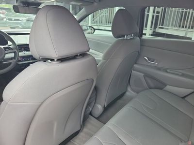 2024 Hyundai Elantra Hybrid - Photo 28