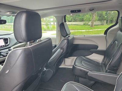 2023 Chrysler Pacifica - Photo 29