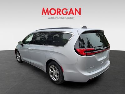 2023 Chrysler Pacifica - Photo 3