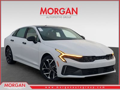 2025 Kia K5 - Photo 1