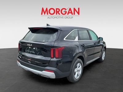 2026 Kia Sorento — side profile view