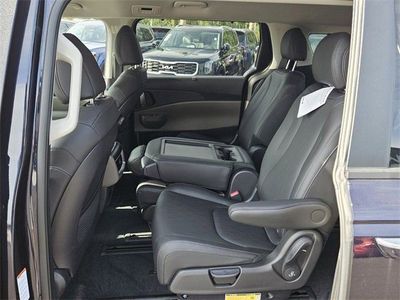 2026 Kia Carnival Hybrid - Photo 5