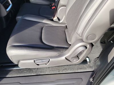 2026 Kia Carnival - Photo 27