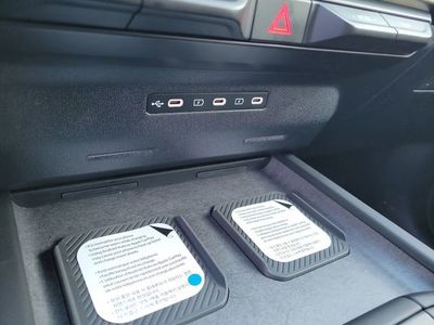 2027 Kia Telluride Hybrid - Photo 19