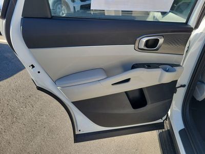 2026 Kia Sorento Hybrid - Photo 27