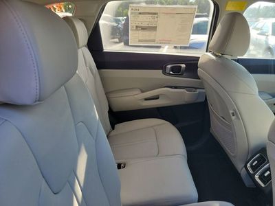 2026 Kia Sorento Hybrid - Photo 31