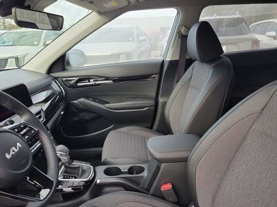 2026 Kia Seltos — photo 8 view