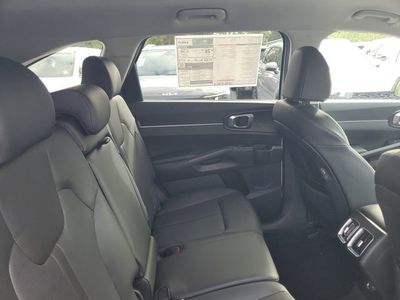 2026 Kia Sorento - Photo 29
