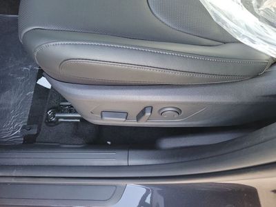 2026 Kia Sportage — photo 9 view