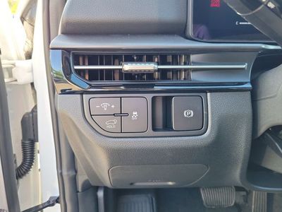 2026 Kia Sportage — photo 10 view