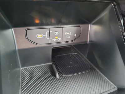 2025 Kia Sorento - Photo 17