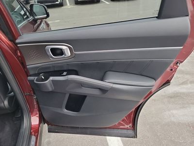 2025 Kia Sorento - Photo 30