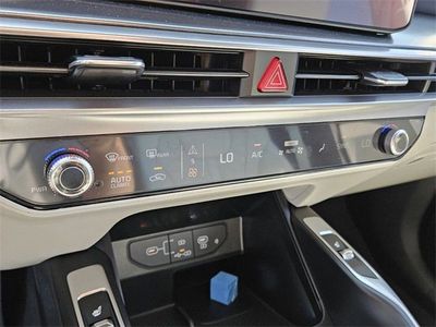2025 Kia Sorento - Photo 19