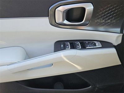 2025 Kia Sorento - Photo 22
