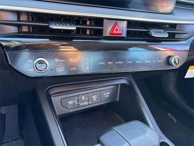 2025 Kia K5 - Photo 20
