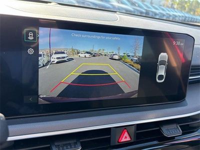 2025 Kia K5 - Photo 22