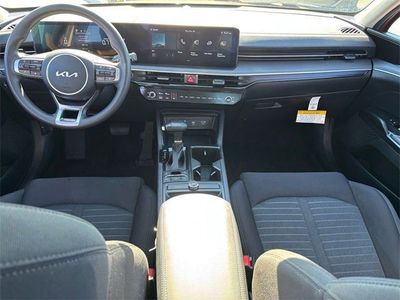2025 Kia K5 - Photo 7