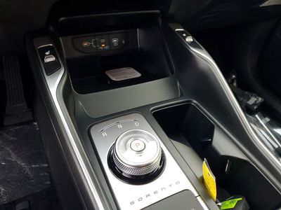 2026 Kia Sorento Hybrid - Photo 20