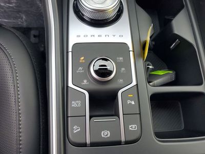2026 Kia Sorento Hybrid - Photo 21