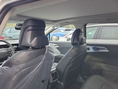 2026 Kia Sportage — photo 24 view