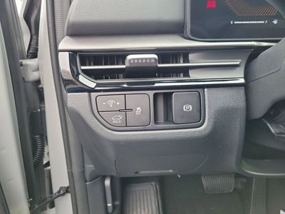 2026 Kia Sportage — photo 10 view