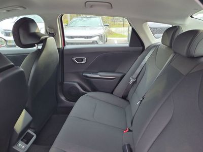 2026 Kia K4 - Photo 24