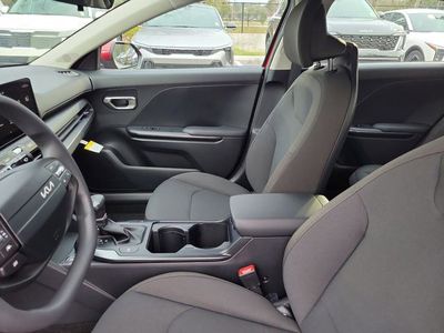 2026 Kia K4 - Photo 8
