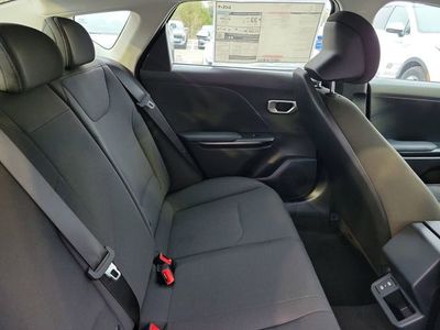 2026 Kia K4 - Photo 27