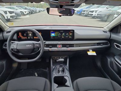 2026 Kia K4 - Photo 21