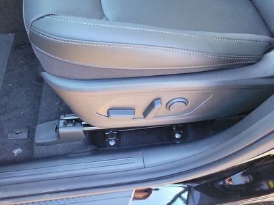 2026 Kia Sorento Hybrid — photo 9 view