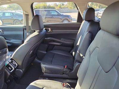 2026 Kia Sorento Hybrid — photo 26 view
