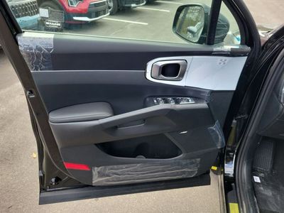 2026 Kia Sorento Hybrid - Photo 5