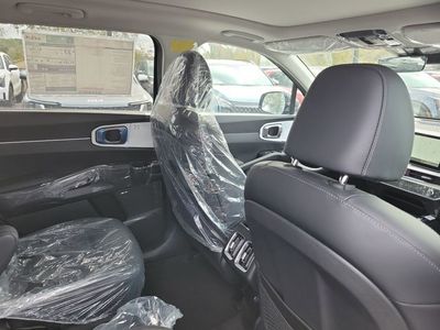 2026 Kia Sorento Hybrid - Photo 30