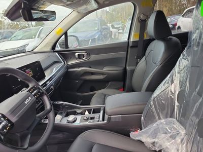 2026 Kia Sorento Hybrid - Photo 8