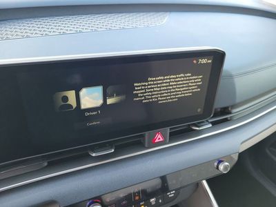 2026 Kia Carnival — photo 15 view