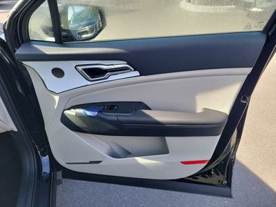 2026 Kia Sportage - Photo 34