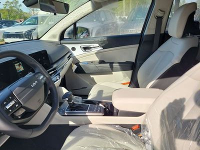 2026 Kia Sportage - Photo 8