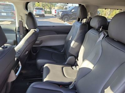 2026 Kia Carnival - Photo 26