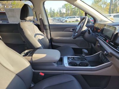 2026 Kia Carnival - Photo 33
