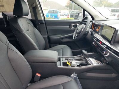 2025 Kia Sorento - Photo 33