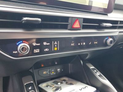 2025 Kia Sorento - Photo 18