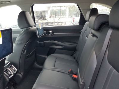 2025 Kia Sorento - Photo 26