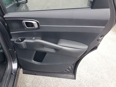 2025 Kia Sorento - Photo 31