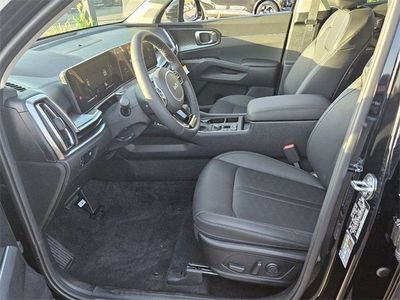 2025 Kia Sorento - Photo 4