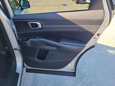 2026 Kia Sorento — photo 30 view
