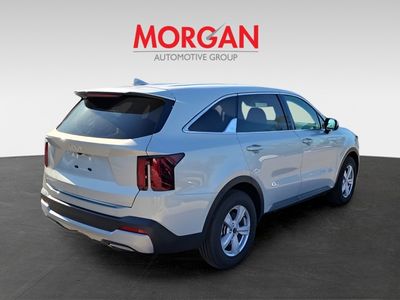 2026 Kia Sorento — side profile view