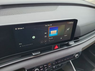 2026 Kia Carnival Hybrid - Photo 15
