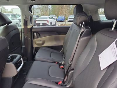 2026 Kia Carnival Hybrid - Photo 26