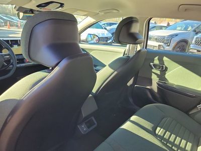 2025 Kia K4 - Photo 23